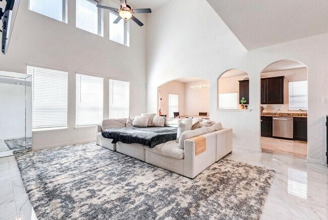 Foto del edificio - 22127 Roxanne Field Ln