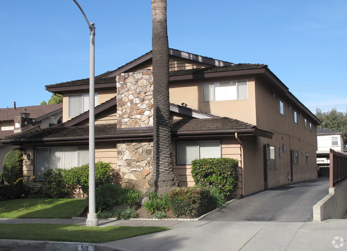Primary Photo - 501 N Marguerita Ave