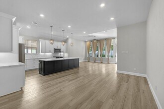 Building Photo - 16606 Tranquility Grove Dr