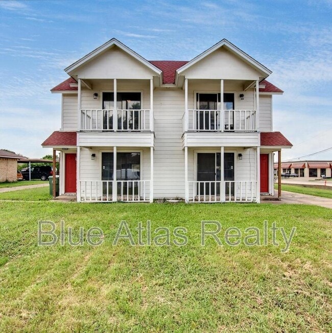 Photo - 2302 Indigo Ln Townhome