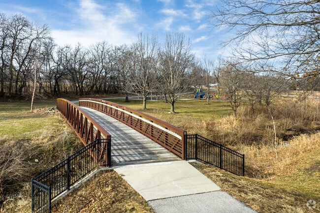 The expansive trails located in Olathe are an enjoyable neighborhood amenity.