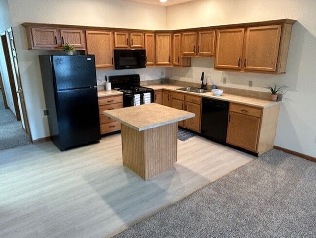 Building Photo - 1035 Laurel Tree Ct
