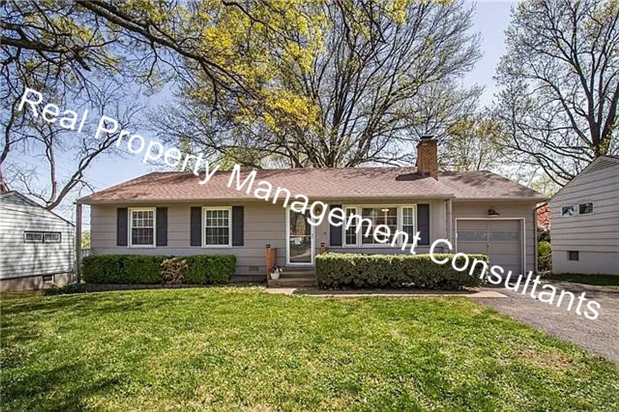 Foto principal - 3 Bedroom 2 Bath Home in Overland ParK