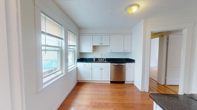 Foto del edificio - 52 Linwood St