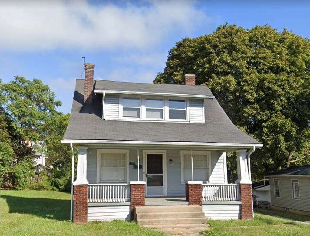 1758 E Midlothian Blvd, Youngstown, OH 44502 House for Rent in