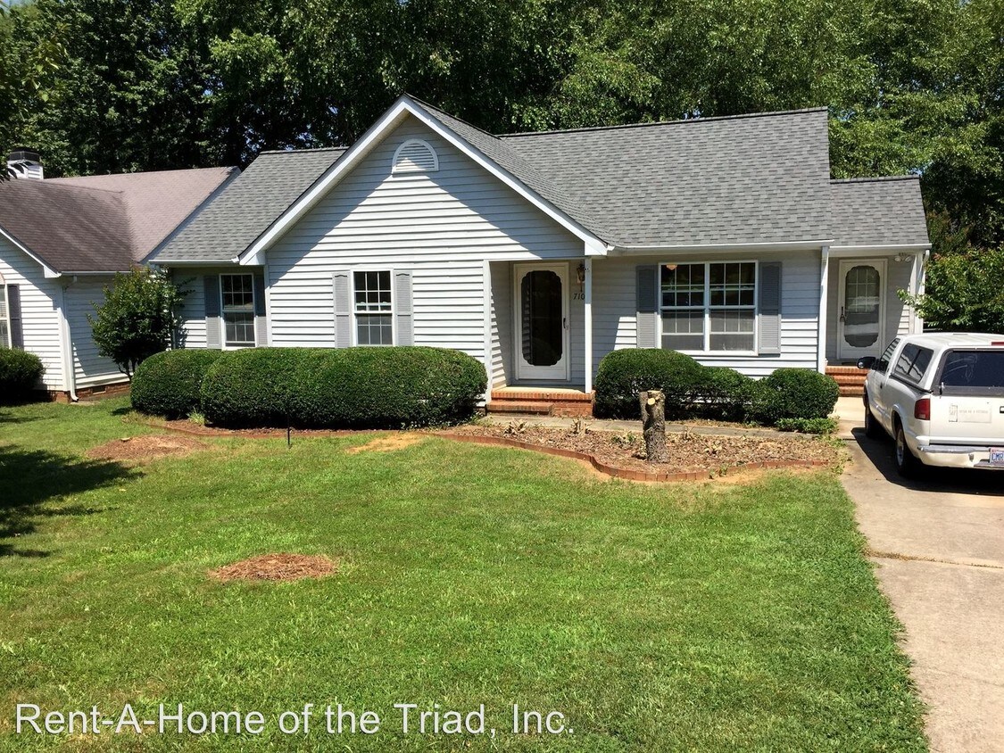 Primary Photo - 7102 Thornaby Dr