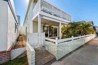 Building Photo - 1707 W Balboa Blvd
