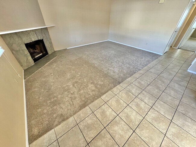 Foto del edificio - *** SPRING SPECIAL DEAL!! $750 OFF FIRST MONTHS RENT IF MOVED IN 2 WEEKS!!***COMFORTABLE 2-BEDROO...