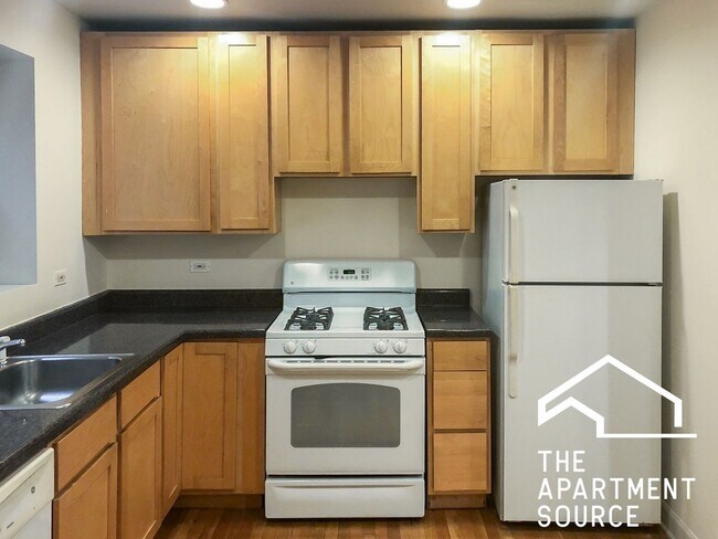 Foto del edificio - 3926 N Pine Grove Ave