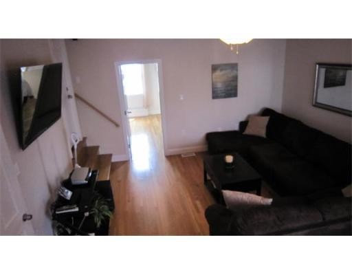 Building Photo - 417 Bunker Hill St