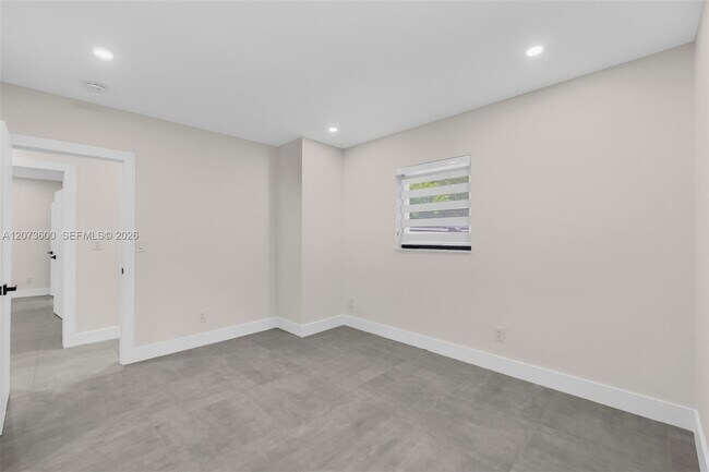 Building Photo - 345 Sarto Ave
