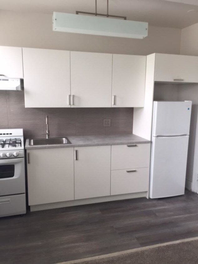 Foto del edificio - 233 Haverford Ave