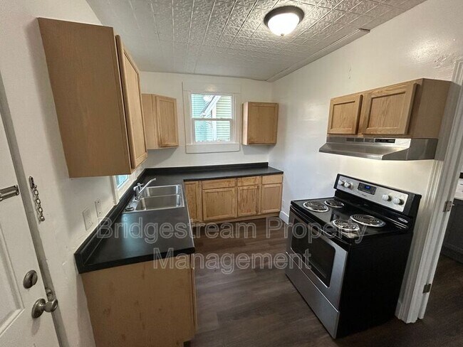 Foto del edificio - 167 W Hudson Ave