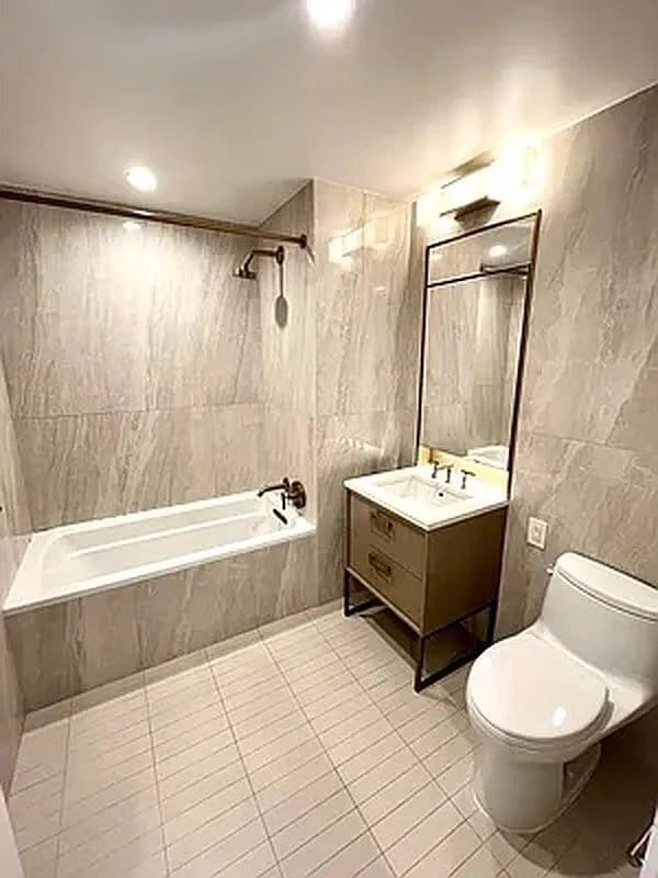 Photo - 3 Ct Square W (Queens, NY) Apartment