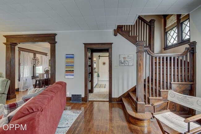 Building Photo - 3 br, 2 bath House - 162 Park Ave