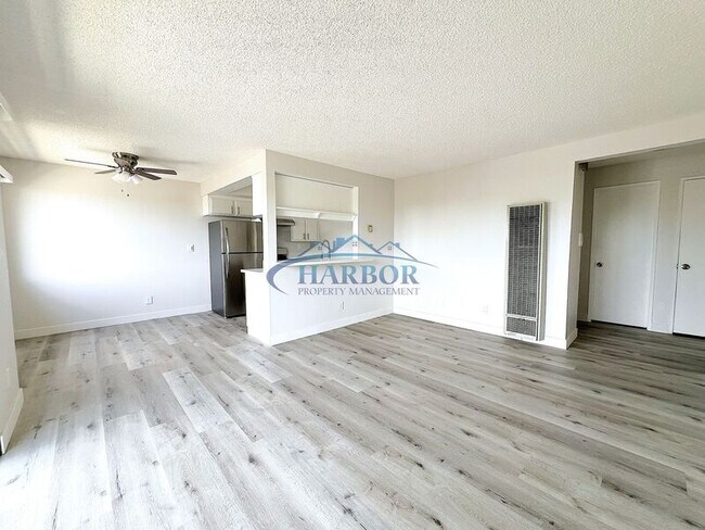 Foto del edificio - 2315 S Grand Ave