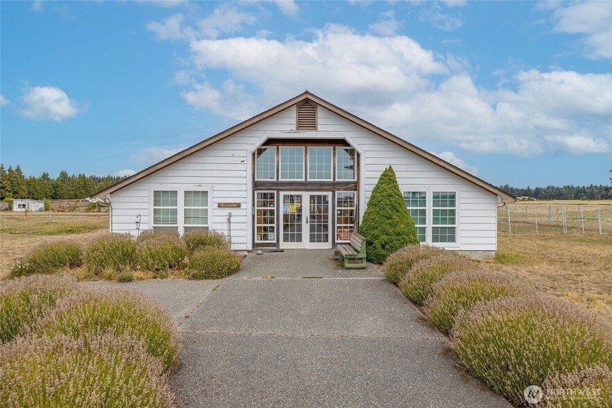 Foto principal - 180 Parker Rd