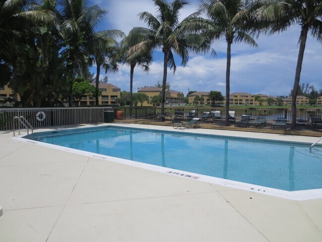 Foto del edificio - 5200 NW 31st Ave