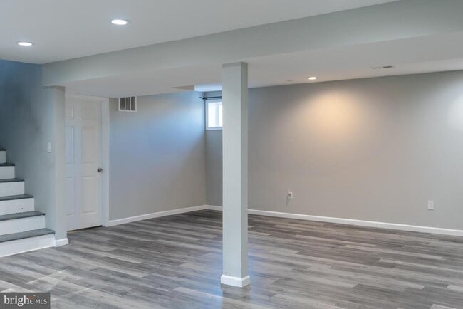 Building Photo - 3201 Merrydale Dr