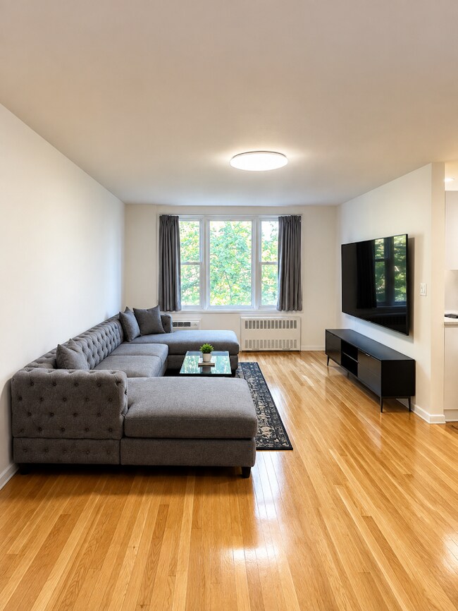 Foto del edificio - 5775 Mosholu Ave