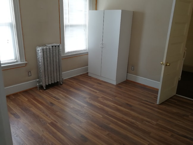Photo - 34 Hume Ave Apartment