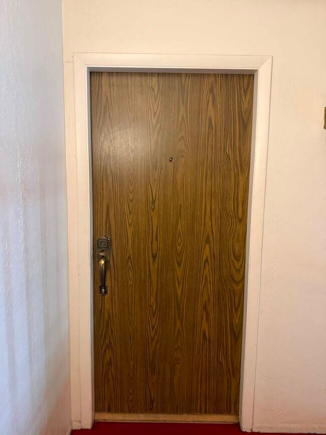 Foto del edificio - 327 Wildberry Ct