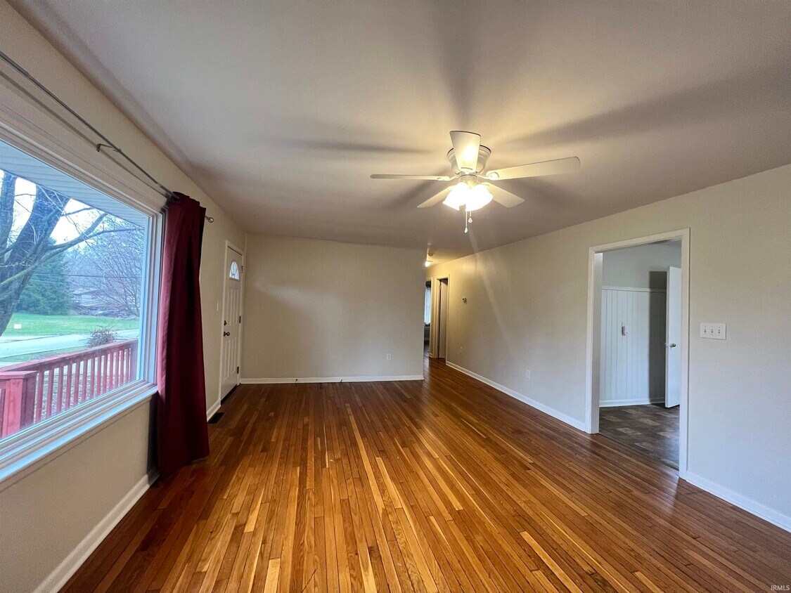 Foto principal - 3527 S Rogers St