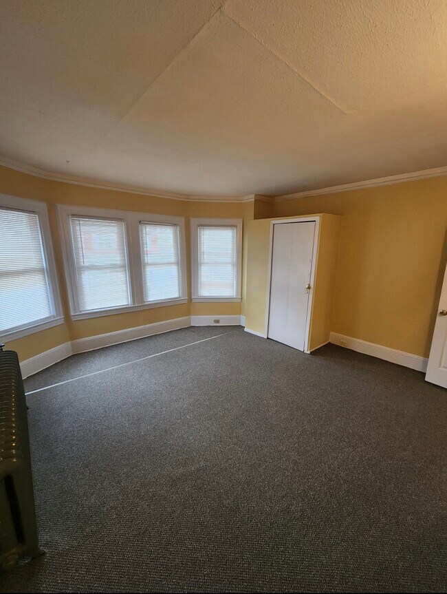 Foto del edificio - 4643 Richardson Ave