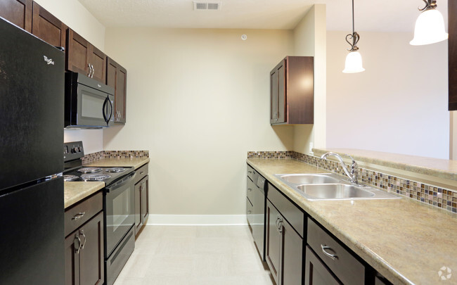 Chantacleer Apartments - Apartments in Lincoln, NE | Apartments.com