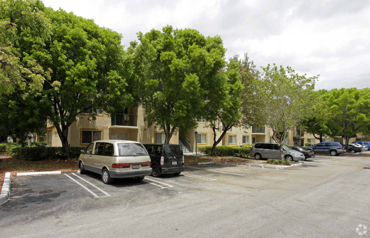 Building Photo - Garden Walk Apartments