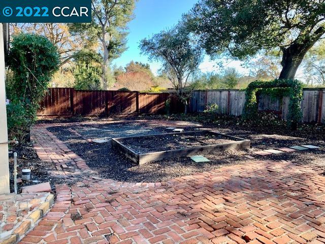 Building Photo - 3263 Hillview Ln
