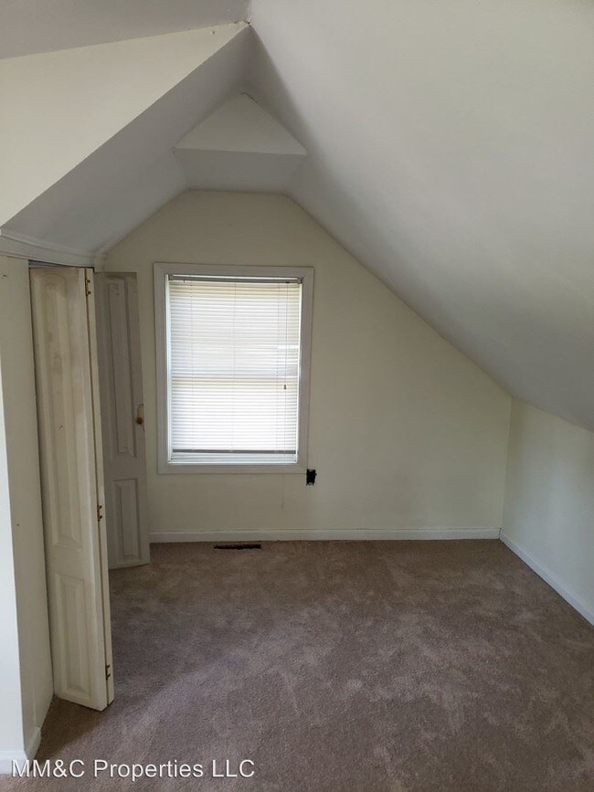 Building Photo - 3 br, 1 bath House - 719 Matty Ave