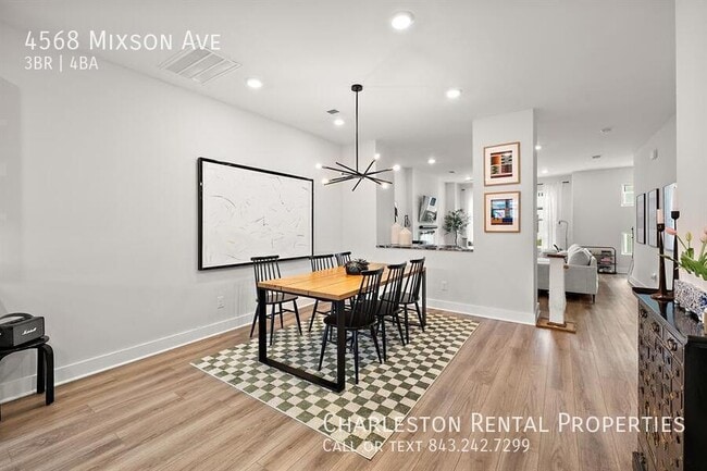 Building Photo - 4568 Mixson Ave