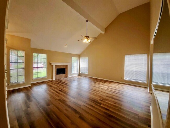 Building Photo - 3830 Beckett Ridge Dr