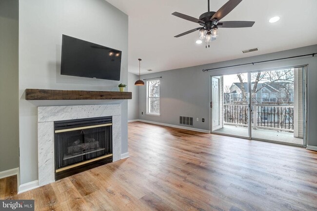 Building Photo - 20577 Snowshoe Square