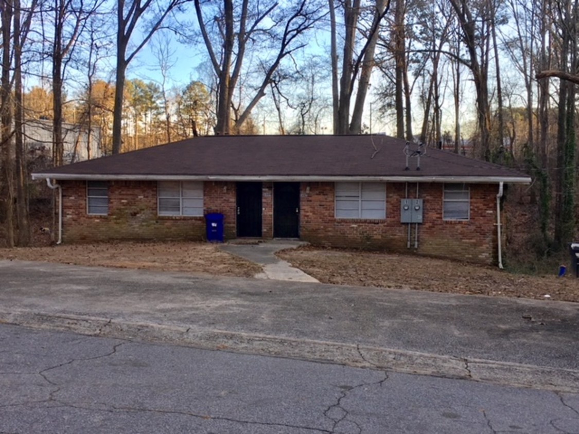 Primary Photo - 6449 Raymond Dr