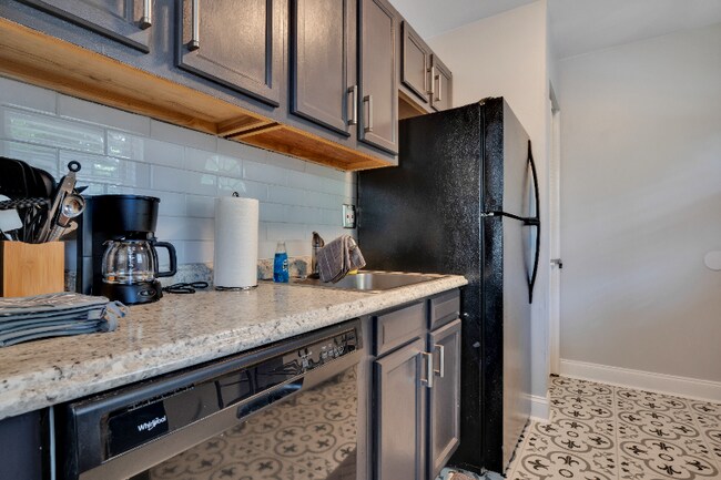Foto del edificio - 692 Smith St SW