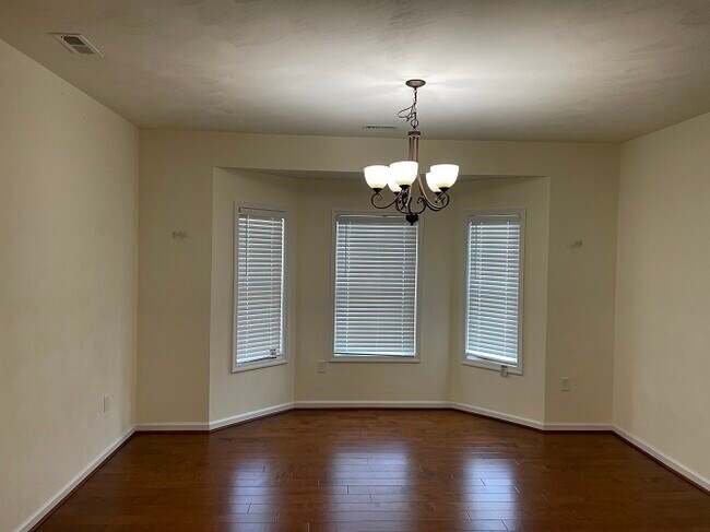 Building Photo - 2951 Mystique Ct