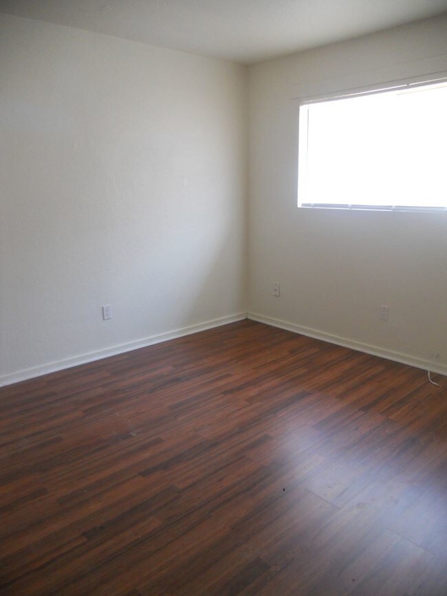 Building Photo - 61 El Toro Ct