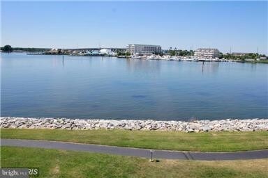 Primary Photo - 1108 Oyster Cove Dr