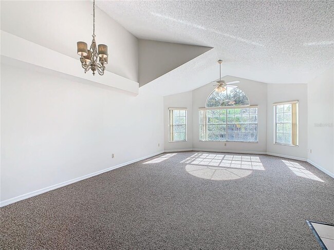 Building Photo - 2721 N Poinciana Blvd