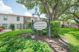 Building Photo - 2425 Augusta Dr