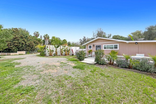 Foto del edificio - 2255 Primrose Ave