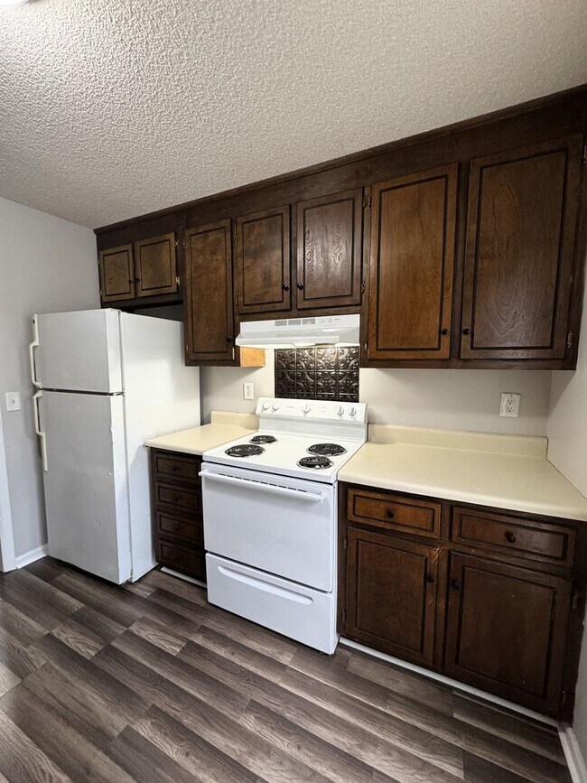 Building Photo - Available For Immediate Move-In!