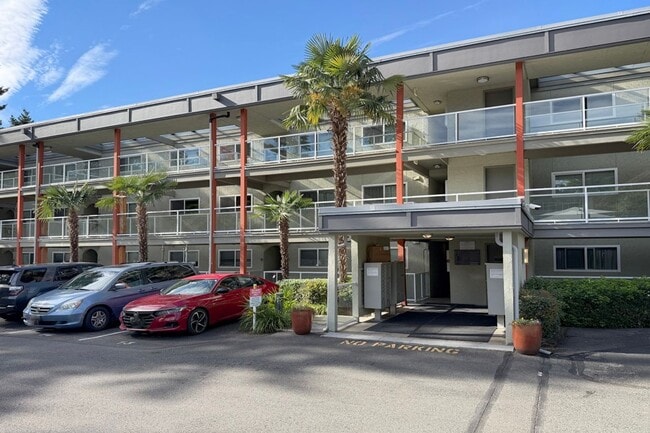 2bd/1.75ba Bellevue Condo - 2bd/1.75ba Bellevue Condo