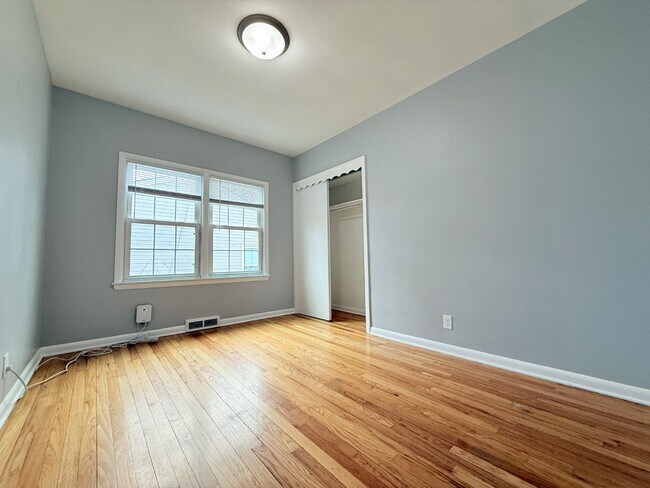 Foto del edificio - 1009 N 76th St