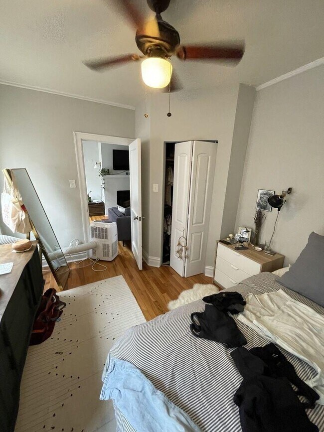 Foto del edificio - 1 bedroom in Chicago IL 60657