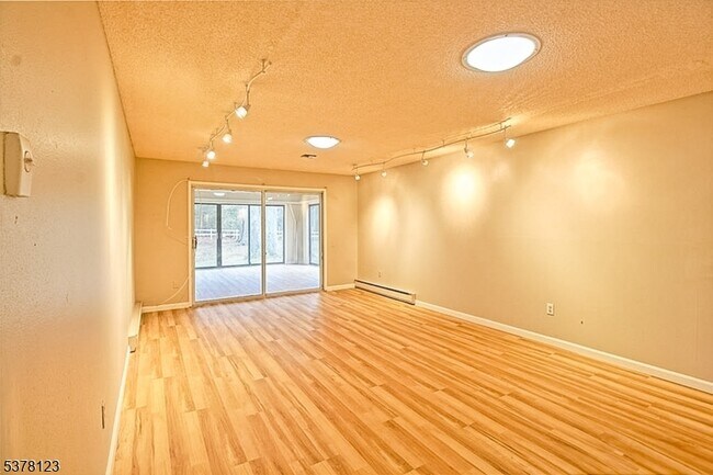 Building Photo - 58 Essex Rd