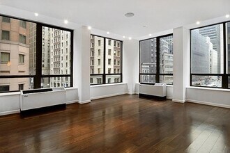Building Photo - 101 Wall St