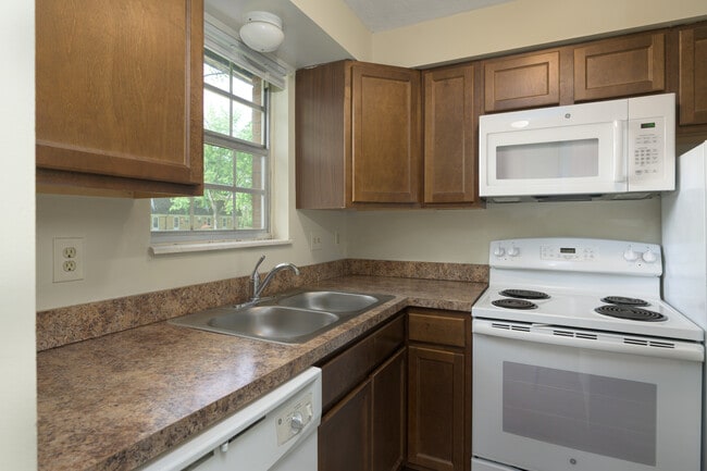 Kitchen - Kingswood Townhouses